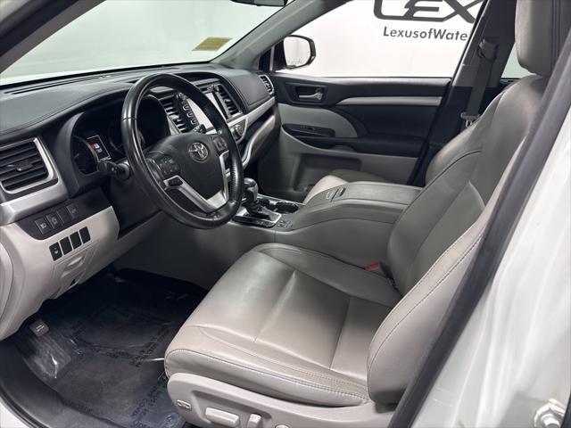 used 2018 Toyota Highlander car, priced at $23,777