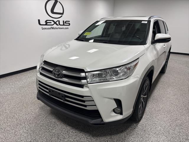 used 2018 Toyota Highlander car, priced at $23,777