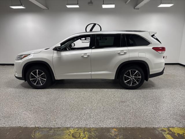 used 2018 Toyota Highlander car, priced at $23,777