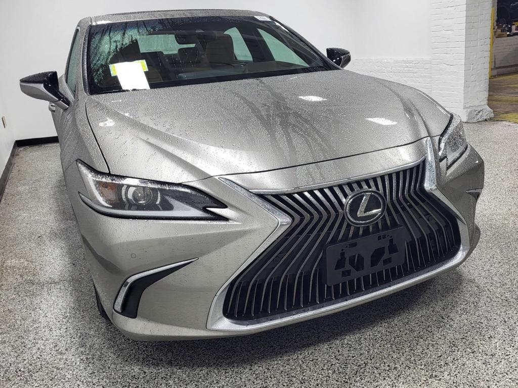 used 2019 Lexus ES 350 car, priced at $29,994
