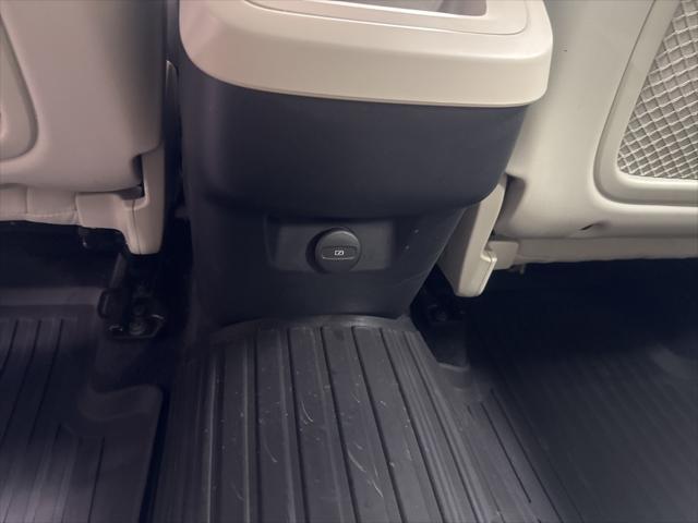 used 2023 Volvo XC60 car, priced at $35,887