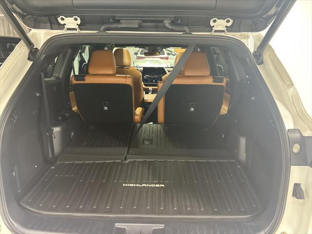 used 2021 Toyota Highlander Hybrid car, priced at $41,775