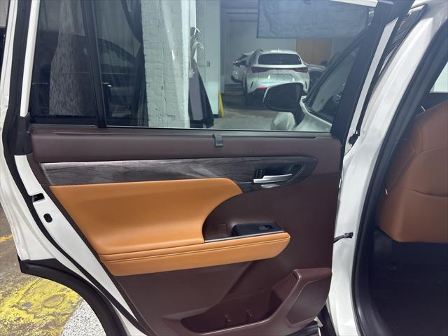 used 2021 Toyota Highlander Hybrid car, priced at $41,775