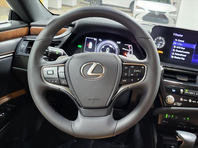 used 2022 Lexus ES 300h car, priced at $41,444