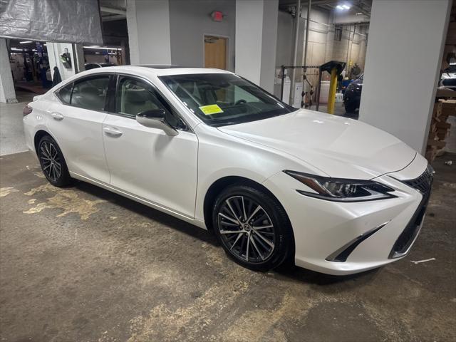 used 2025 Lexus ES 300h car, priced at $43,993