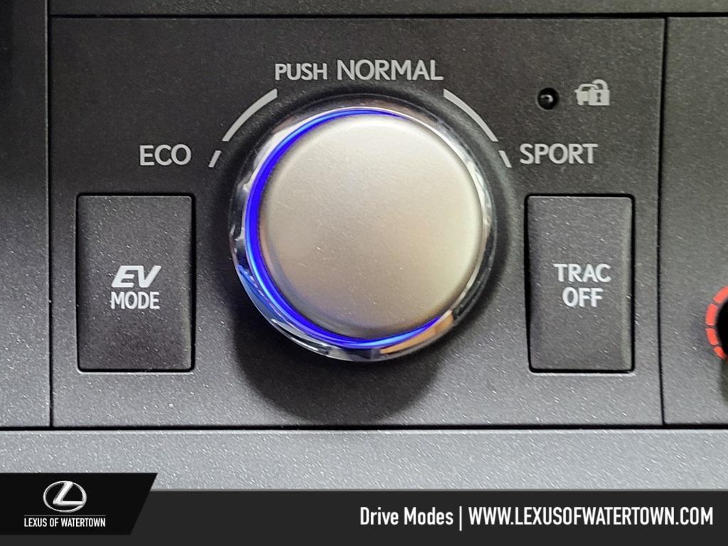 used 2014 Lexus CT 200h car, priced at $19,775
