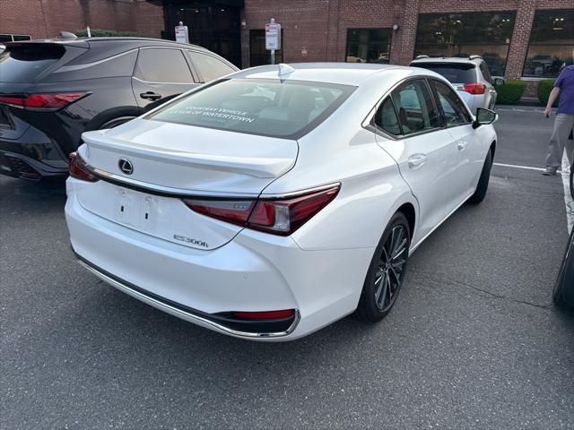 used 2025 Lexus ES 300h car, priced at $46,996