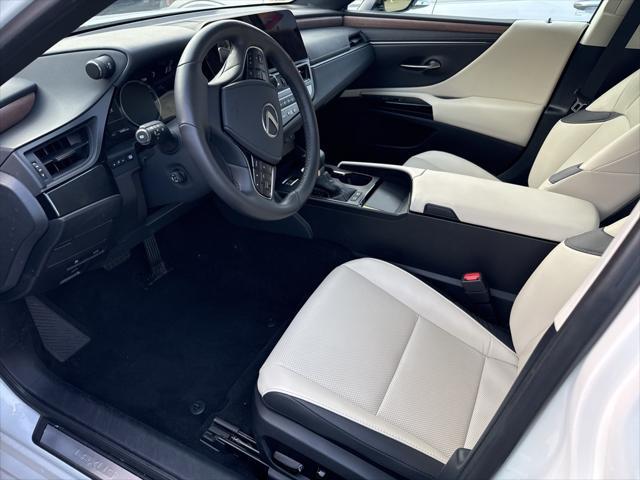 used 2025 Lexus ES 300h car, priced at $46,996