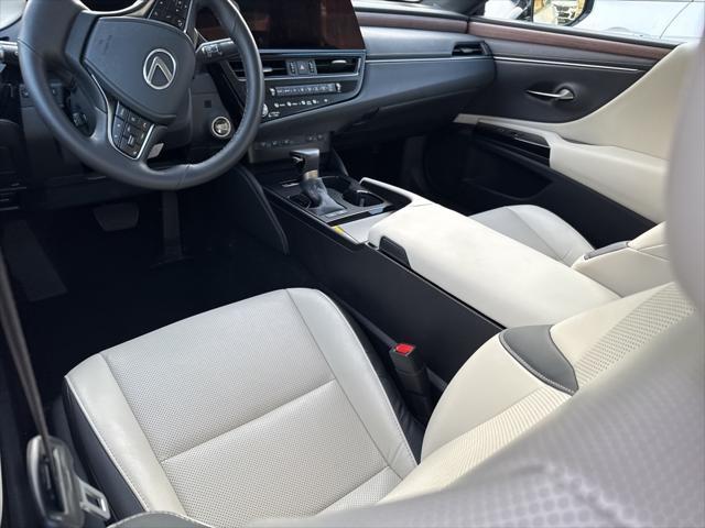 used 2025 Lexus ES 300h car, priced at $46,996