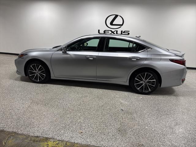 used 2025 Lexus ES 300h car, priced at $45,991
