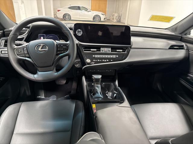 used 2025 Lexus ES 300h car, priced at $45,991