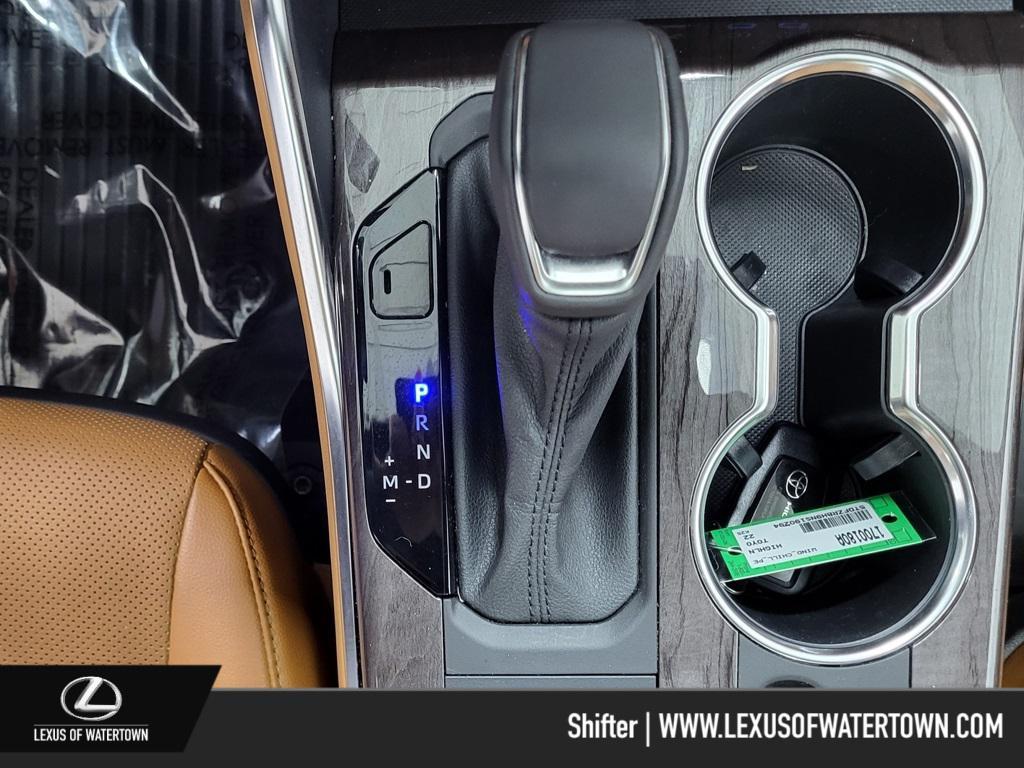 used 2022 Toyota Highlander car, priced at $43,775