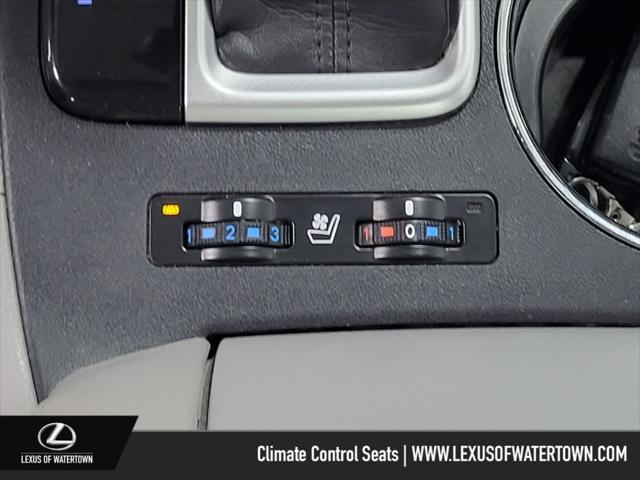 used 2017 Toyota Highlander car, priced at $27,997