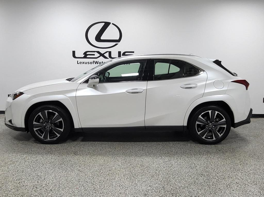 used 2025 Lexus UX 300h car, priced at $40,887