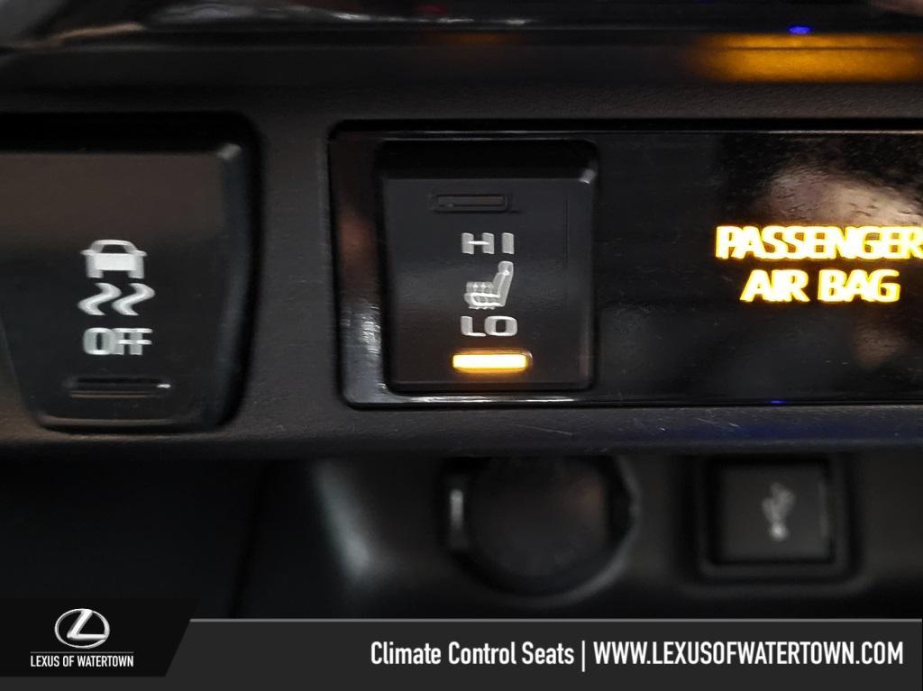 used 2020 Toyota RAV4 car, priced at $26,993