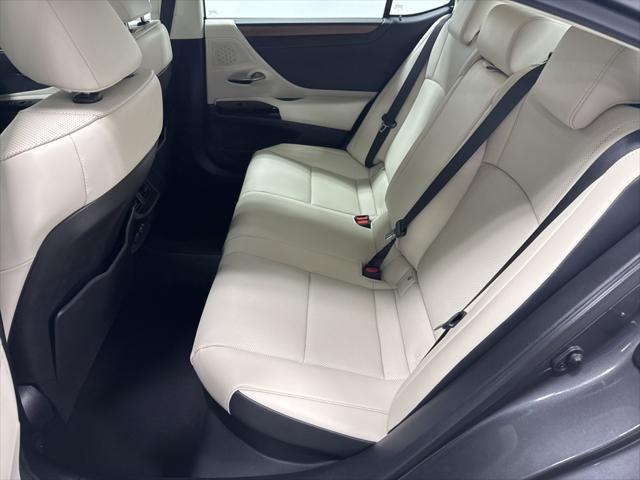 used 2025 Lexus ES 300h car, priced at $44,771