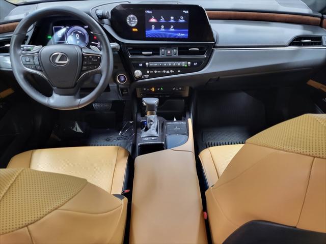 used 2022 Lexus ES 300h car, priced at $39,444