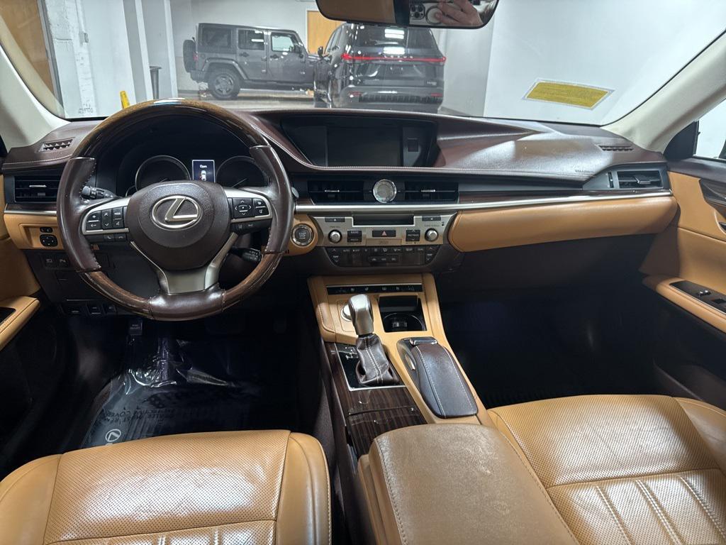used 2016 Lexus ES 350 car, priced at $20,868