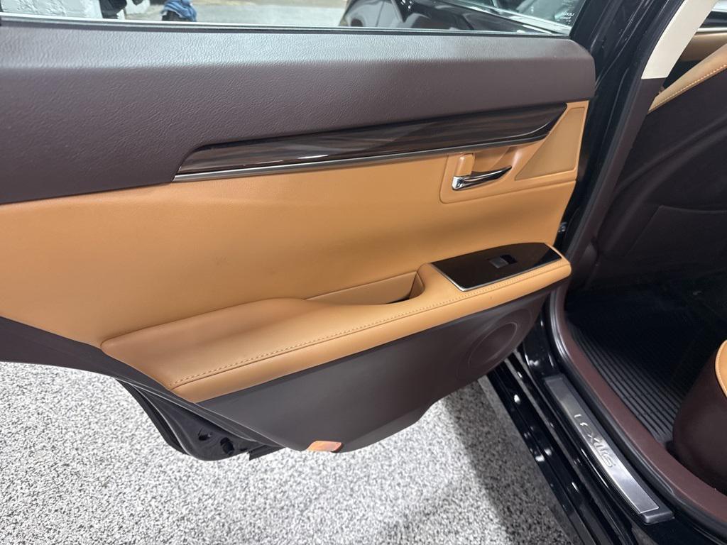 used 2016 Lexus ES 350 car, priced at $20,868