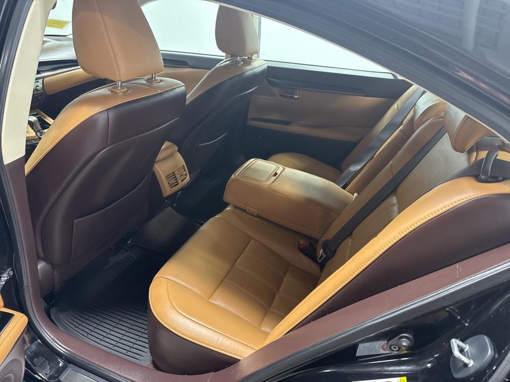used 2016 Lexus ES 350 car, priced at $20,868