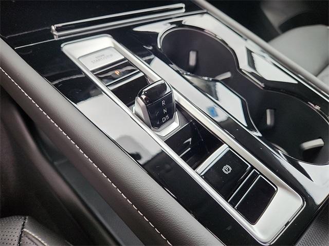 new 2024 Volkswagen Atlas car, priced at $40,777