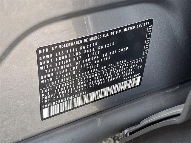 new 2025 Volkswagen Tiguan car, priced at $31,777