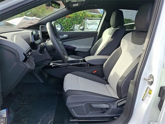 new 2025 Volkswagen ID.4 car