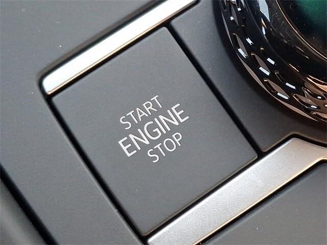 new 2025 Volkswagen Tiguan car, priced at $38,777