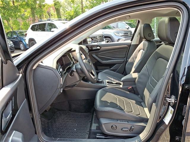 used 2024 Volkswagen Jetta car, priced at $28,998