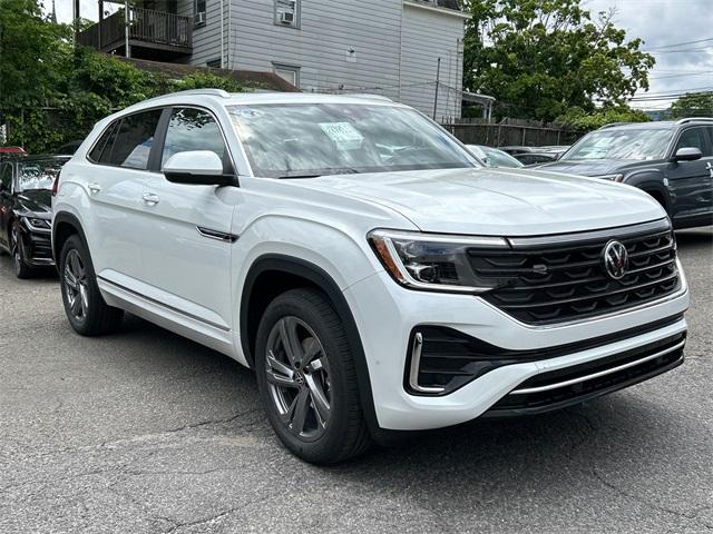 new 2024 Volkswagen Atlas Cross Sport car, priced at $50,025