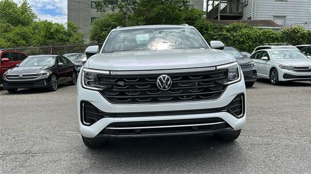 new 2024 Volkswagen Atlas Cross Sport car, priced at $50,025