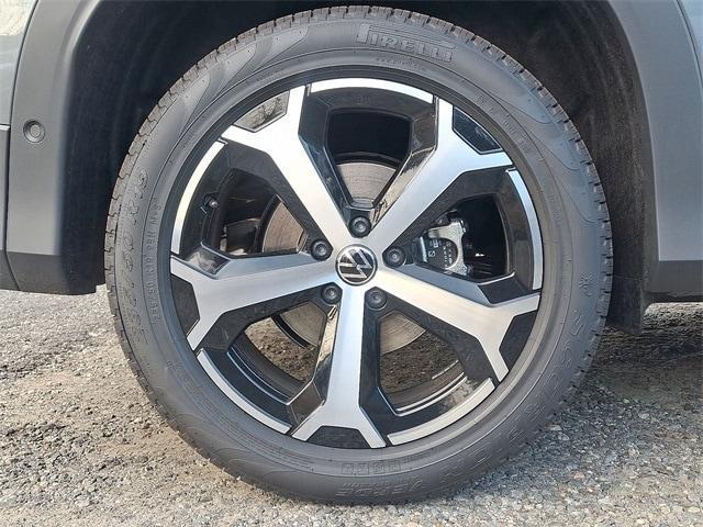 new 2025 Volkswagen Tiguan car, priced at $35,777