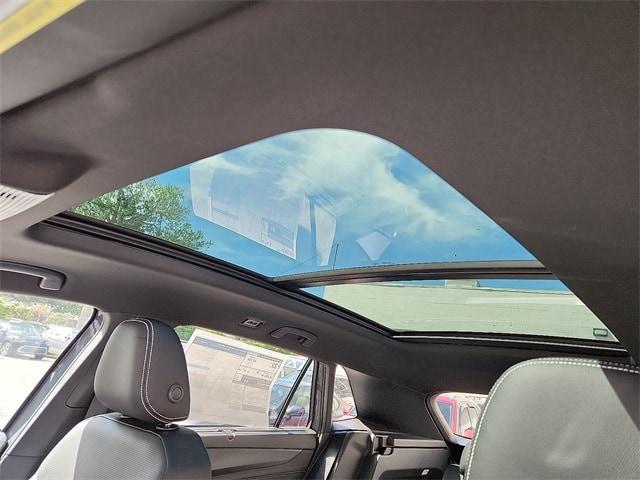 new 2026 Volkswagen Atlas Cross Sport car, priced at $52,876