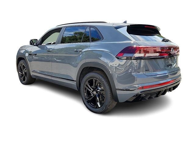 new 2026 Volkswagen Atlas Cross Sport car, priced at $53,376