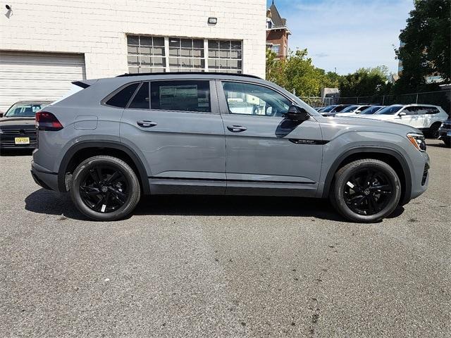 new 2026 Volkswagen Atlas Cross Sport car, priced at $52,876