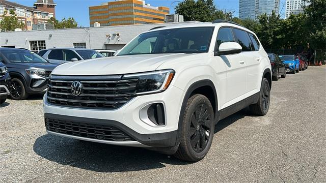 new 2024 Volkswagen Atlas car, priced at $43,362