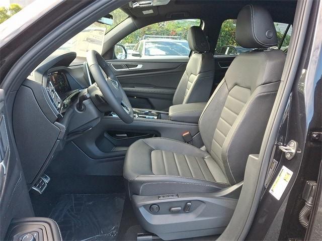 new 2026 Volkswagen Atlas Cross Sport car, priced at $52,921
