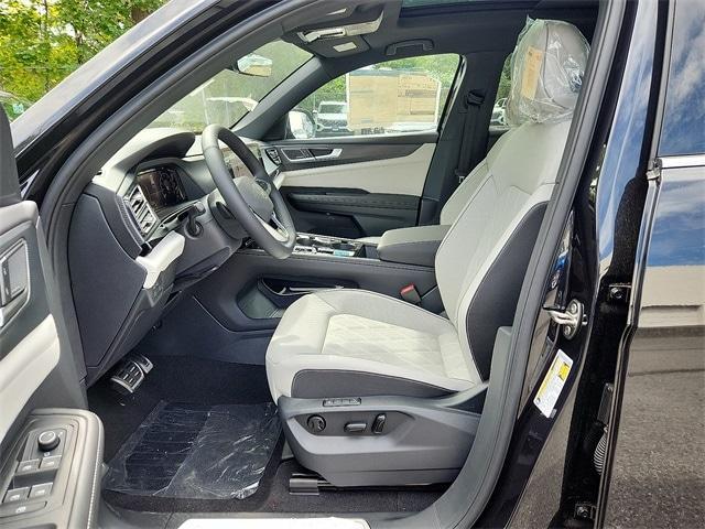 new 2025 Volkswagen Atlas Cross Sport car, priced at $47,777