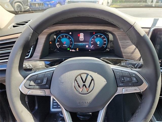 new 2025 Volkswagen Atlas car, priced at $52,331