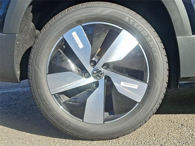 new 2025 Volkswagen Taos car, priced at $27,777