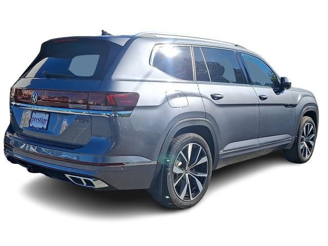 new 2025 Volkswagen Atlas car, priced at $53,777