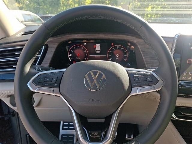 new 2025 Volkswagen Atlas car, priced at $53,777