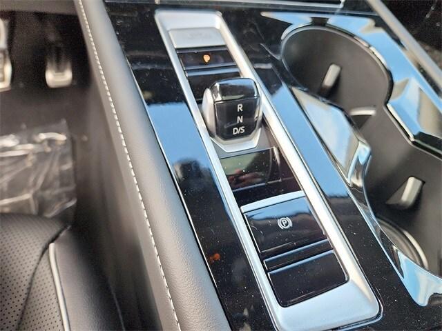 new 2025 Volkswagen Atlas car, priced at $50,777