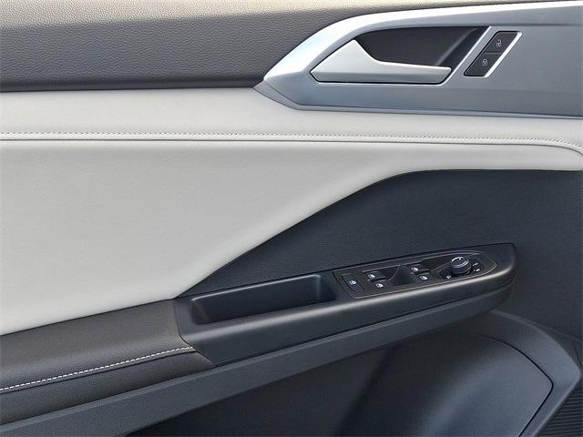 new 2025 Volkswagen Taos car, priced at $32,277