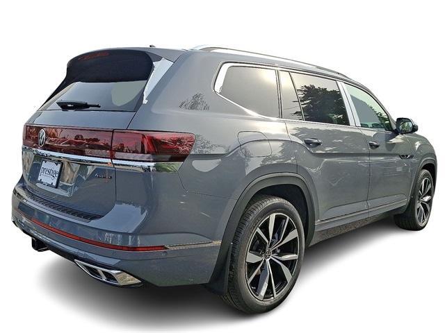 new 2026 Volkswagen Atlas car, priced at $57,714