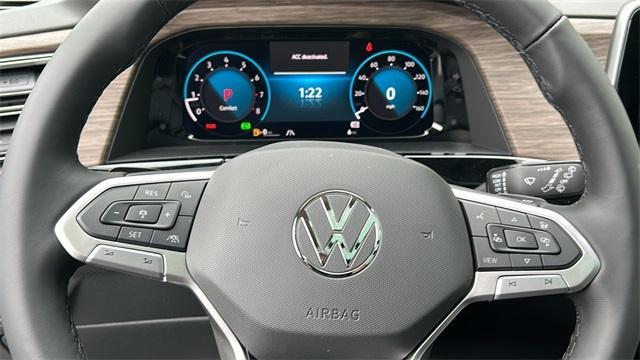 new 2024 Volkswagen Atlas car, priced at $53,427