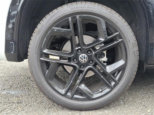 new 2025 Volkswagen Tiguan car, priced at $36,777