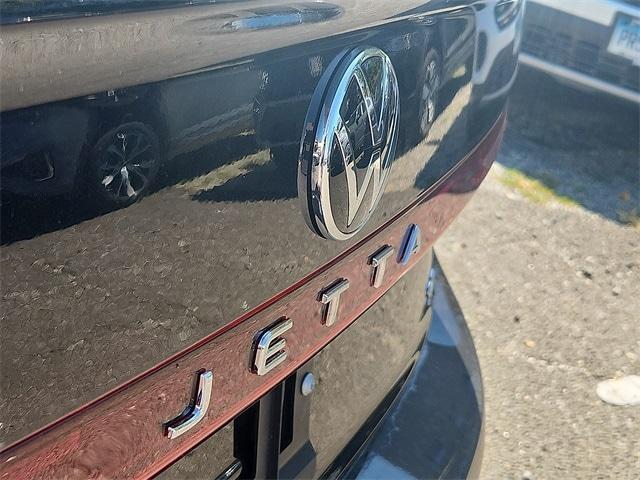 new 2025 Volkswagen Jetta car, priced at $27,583