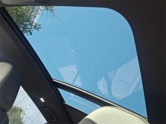 new 2025 Volkswagen Tiguan car, priced at $40,277