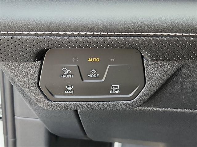 new 2025 Volkswagen Atlas car, priced at $51,777
